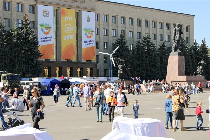 Начальник ставропольского регионального управления Росгвардии поздравил жителей краевой столицы с Днем города