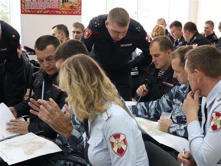 Командующий Сибирским округом проверяет готовность подчиненных подразделений к обеспечению правопорядка на Зимней Универсиаде