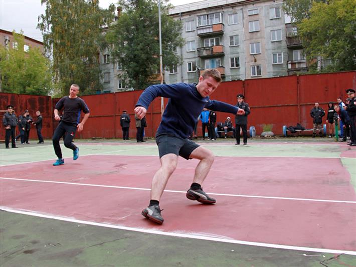 В Новосибирске прошли соревнования по служебному троеборью памяти прапорщика милиции Сергея Дукача