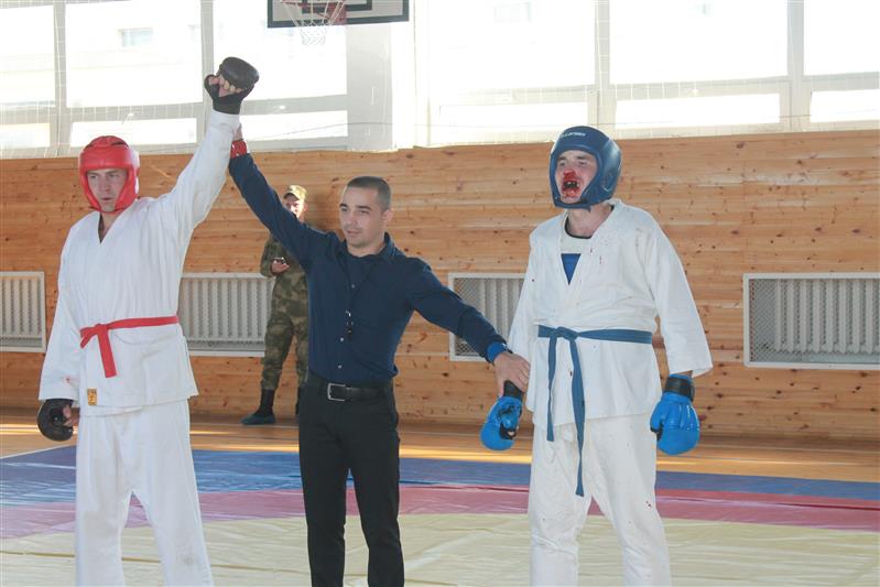 В Уфе в честь юбилея генерала Анатолия Романова прошел чемпионат по рукопашному бою среди военнослужащих Росгвардии