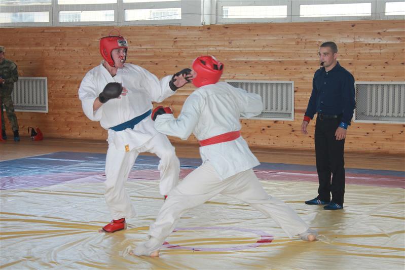 В Уфе в честь юбилея генерала Анатолия Романова прошел чемпионат по рукопашному бою среди военнослужащих Росгвардии