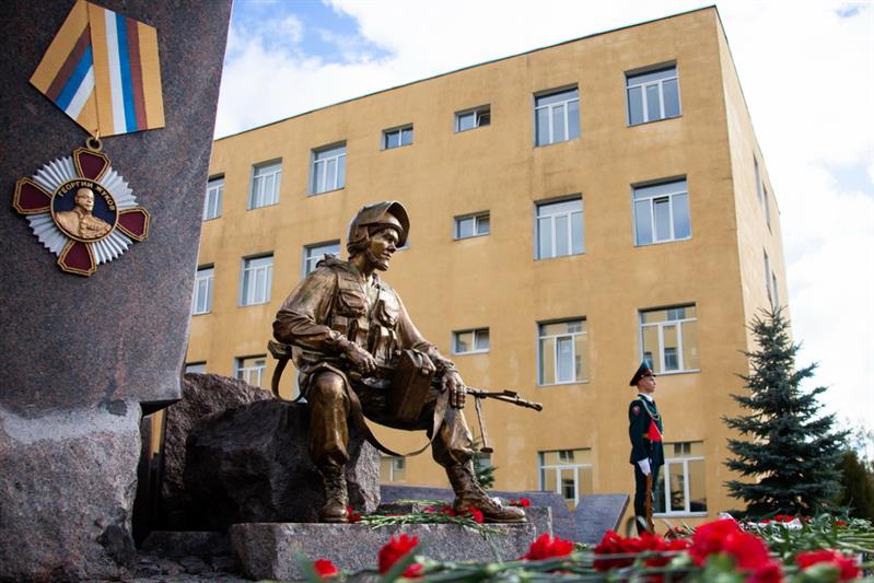 В Подмосковном Софрино 30 лет со дня сформирования отметила ордена Жукова бригада оперативного назначения Центрального округа Росгвардии