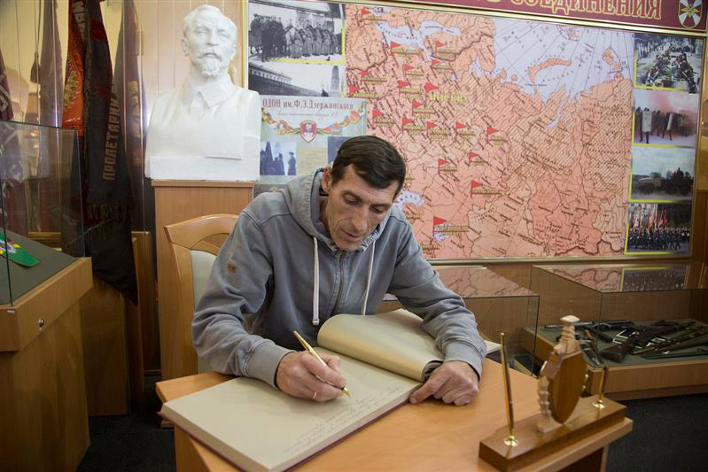 В дивизии имени Дзержинского состоялся показ военно-патриотической картины «Пес Рыжий» 