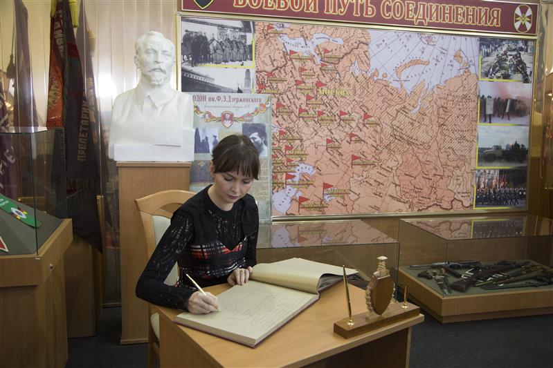 В дивизии имени Дзержинского состоялся показ военно-патриотической картины «Пес Рыжий» 