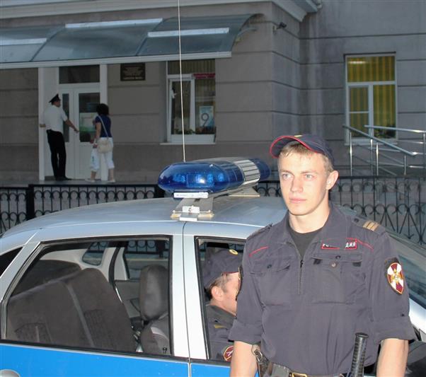 В Ростовской области сотрудники и военнослужащие Росгвардии приняли участие в выборах и обеспечили охрану правопорядка в единый день голосования