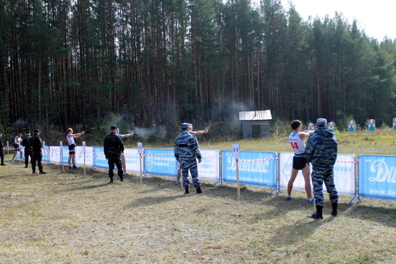 Сборная команда Росгвардии завоевала кубок первенства Динамо по служебному биатлону
