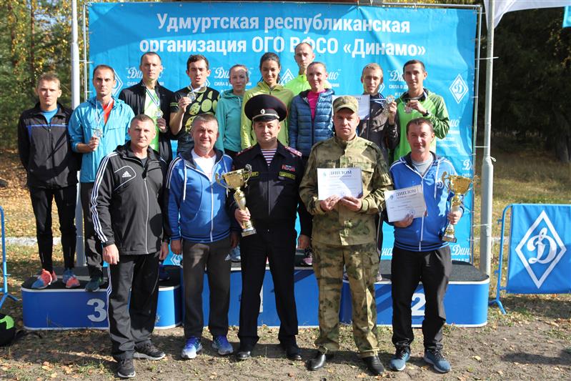Сборная команда Росгвардии завоевала кубок первенства Динамо по служебному биатлону
