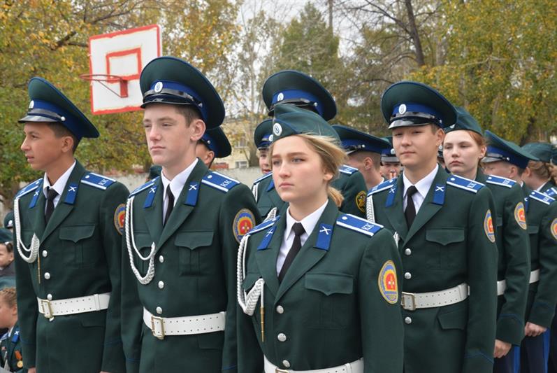 В Екатеринбургском кадетском корпусе Росгвардии состоялась церемония посвящения в кадеты первокурсников 