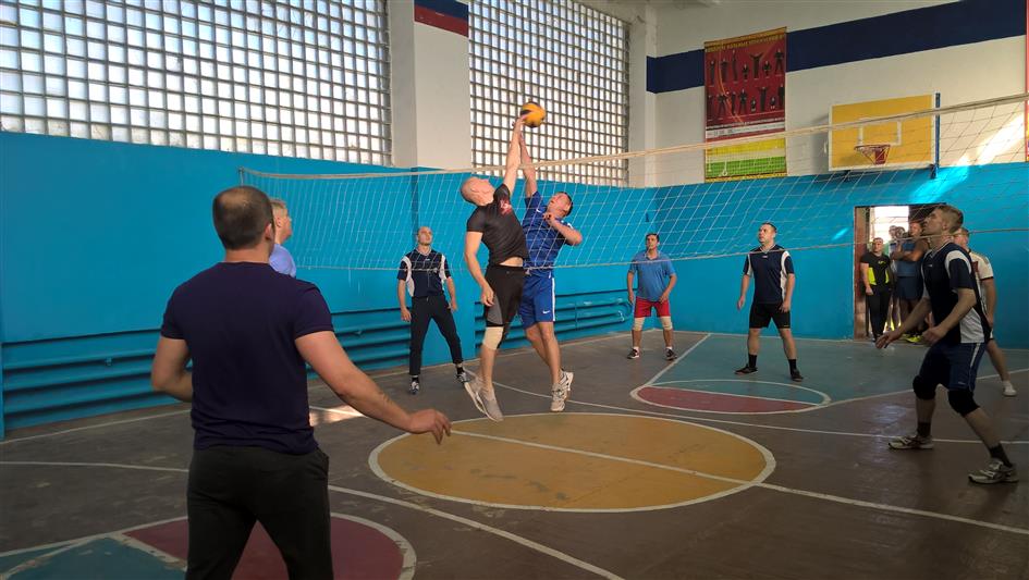 Тверские росгвардейцы провели турнир по волейболу, посвященный 70-летию Героя России генерал-полковника Анатолия Романова