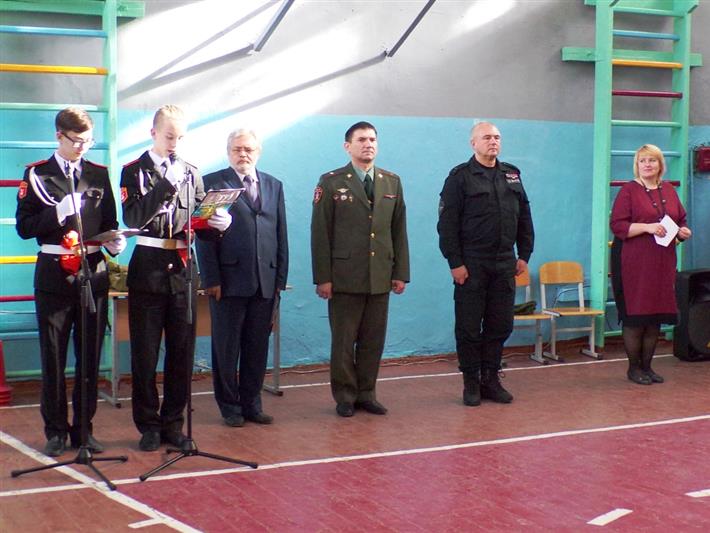 В Кургане росгвардейцы организовали кадетскую «Зарницу»