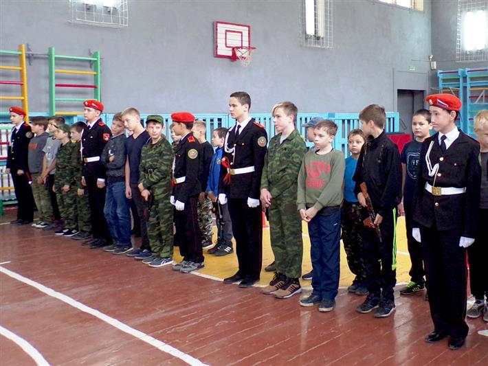 В Кургане росгвардейцы организовали кадетскую «Зарницу»