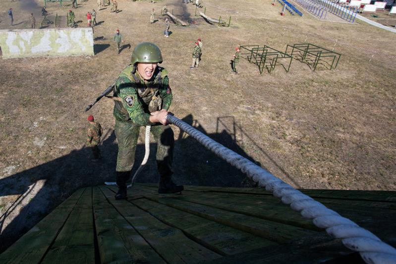 В строю краповых беретов прибыло