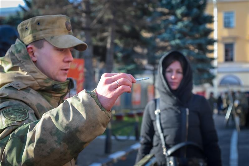 Петербургские школьники побывали в гостях у Росгвардии