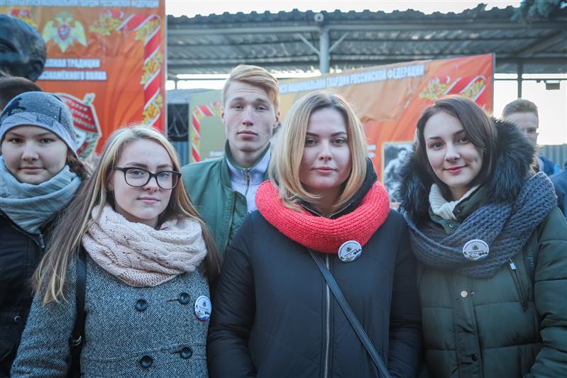 Петербургские школьники побывали в гостях у Росгвардии
