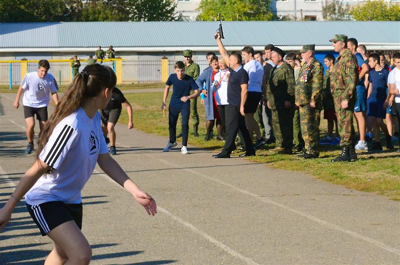 В Ставрополе состоялась кадетская эстафета памяти полковника Владимира Мезенцева