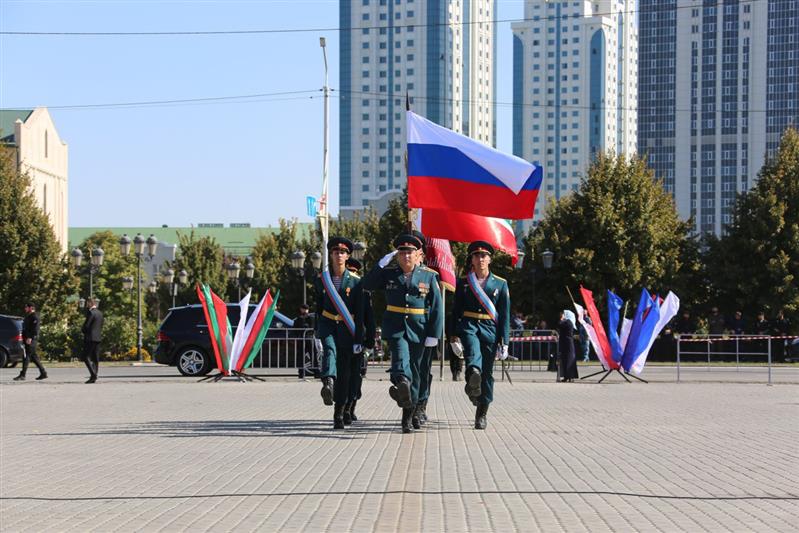 В Грозном официально стартовала первая ежегодная военно-патриотическая  межрегиональная игра «Зарница» (фото)