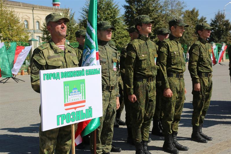 В Грозном официально стартовала первая ежегодная военно-патриотическая  межрегиональная игра «Зарница» (фото)