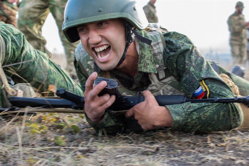 В строю краповых беретов прибыло