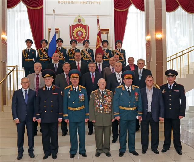 Санкт-Петербургский военный институт Росгвардии отмечает 74-летие со дня образования (фото, видео)