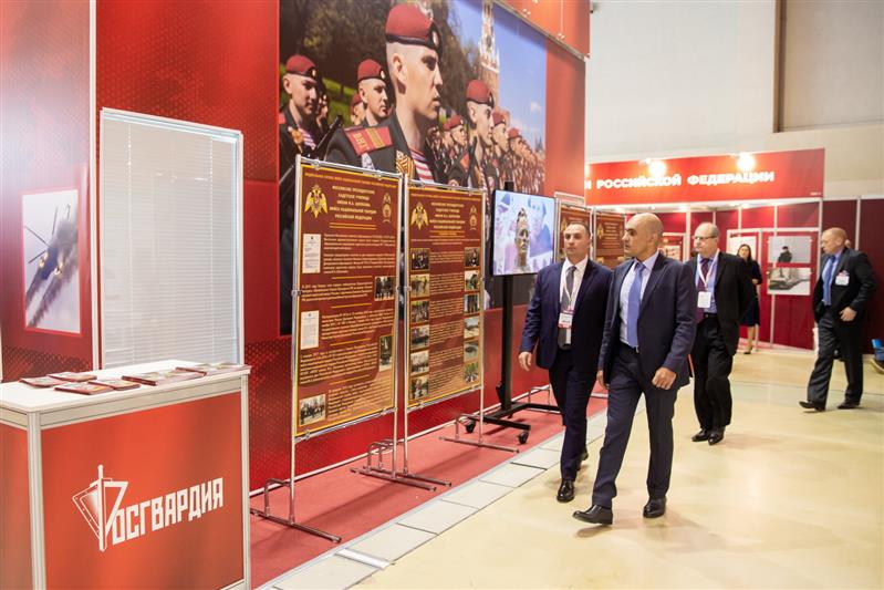 На «Интерполитехе» НИЦ «Охрана» Росгвардии представил системы передачи извещений нового поколения, предназначенные для организации централизованной охраны объектов (фото,видео)