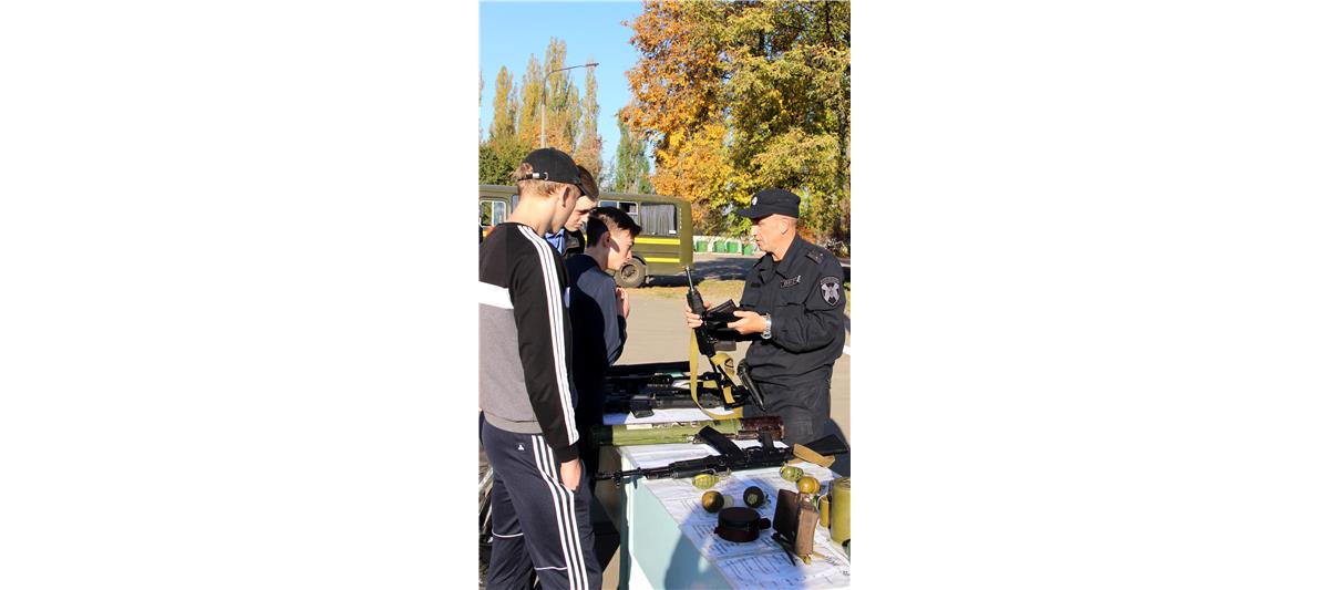 Воронежские росгвардейцы приняли участие в военно-патриотической акции «День призывника»