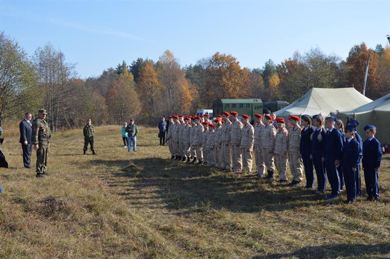 Юнармейцы посетили полевой выход брянского ОМОН