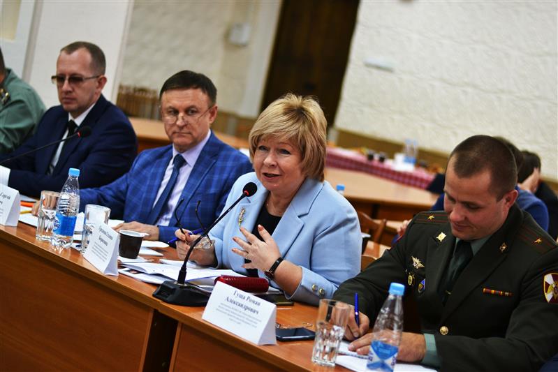 В Новосибирске росгвардейцы приняли участие в организации и проведении Всероссийского кадетского конкурса (фото, видео)