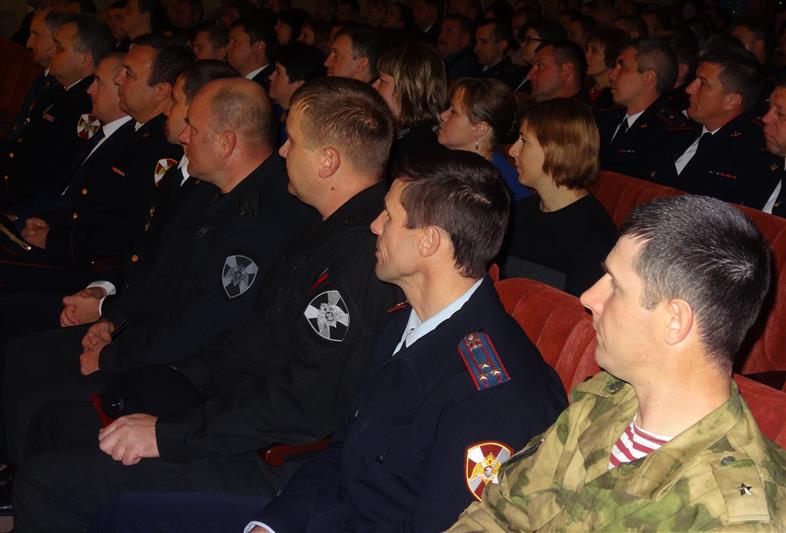 В Центральном округе Росгвардии сотрудники вневедомственной охраны отметили профессиональный праздник  