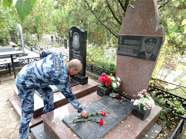 В Крыму сотрудники Росгвардии отметили 30-летие со дня создания ОМОН