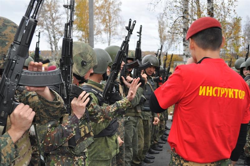 В Уральском округе состоялись квалификационные испытания на право ношения крапового берета (фото, видео)