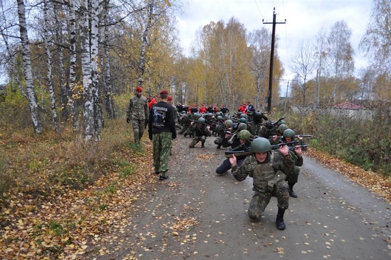 В Уральском округе состоялись квалификационные испытания на право ношения крапового берета (фото, видео)