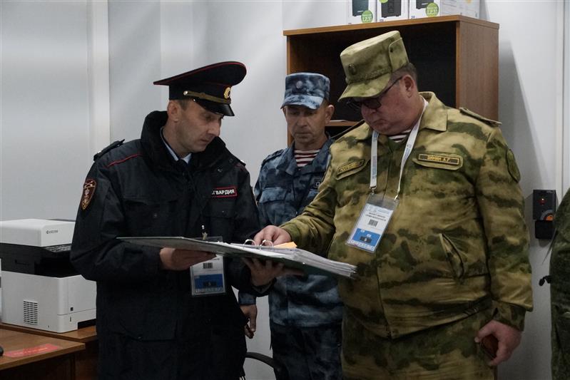 В Сибирском округе Росгвардии началась командно-штабная тренировка