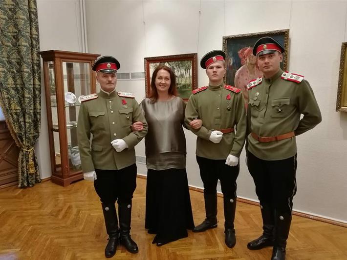  Самарские росгвардейцы приняли участие в благотворительном бале