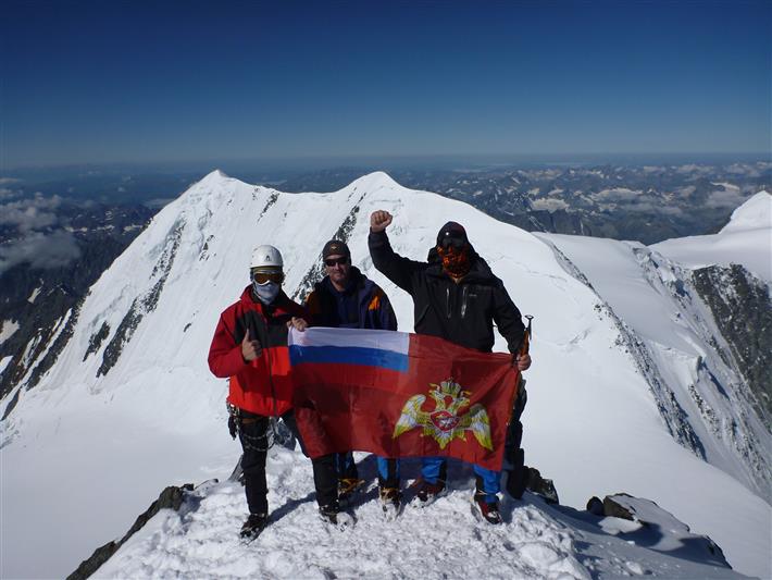 Самарские росгвардейцы покорили гору Белуха
