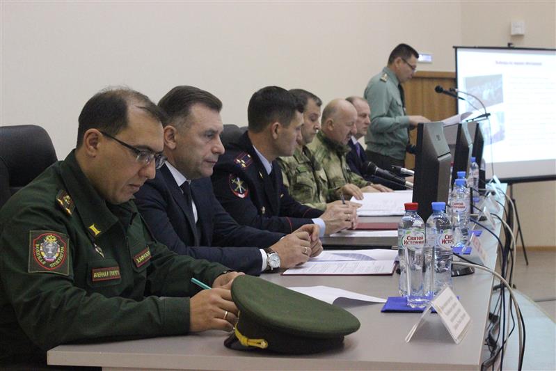 Командующий Уральским округом подвел итоги оперативно-служебной деятельности Управления Росгвардии по Челябинской области за 9 месяцев текущего года