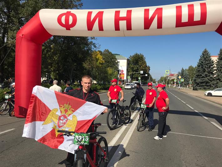 В Адыгее росгвардейцы приняли участие в велопробеге, посвящённом Дню республики