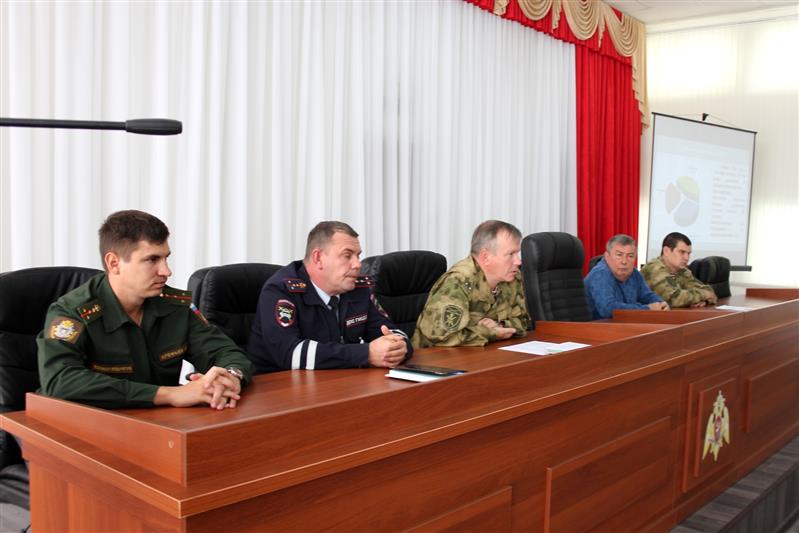 В Ростове-на-Дону росгвардейцы приняли участие в технической конференции, посвященной профилактике дорожно-транспортных происшествий