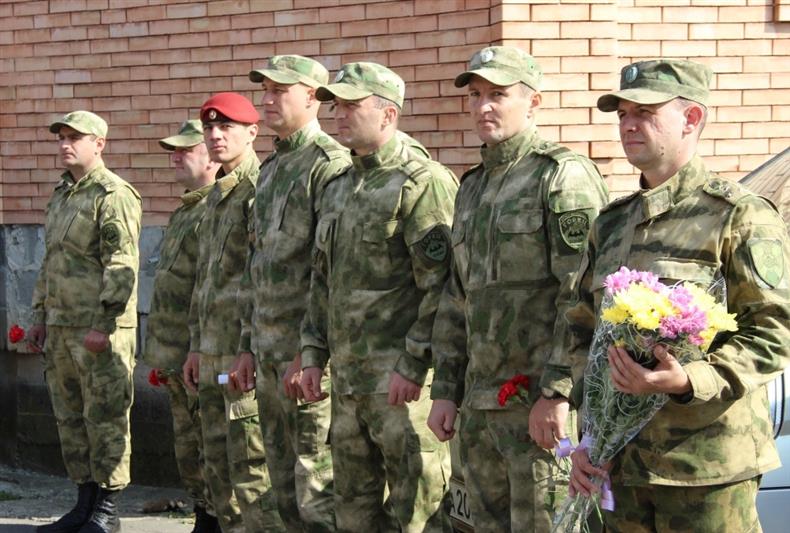 В Северной Осетии открыли мемориальную доску погибшему военнослужащему (видео)
