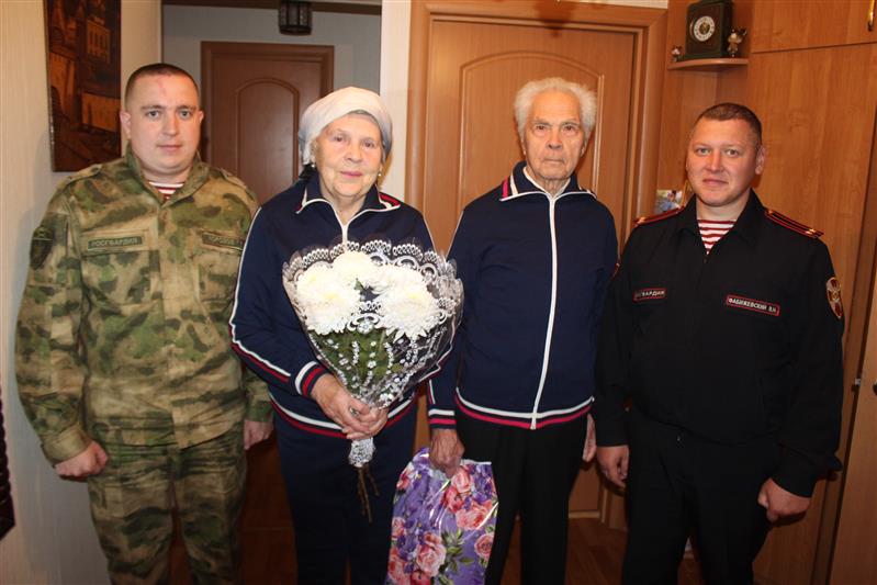 В Северо-Западном округе Росгвардии прошли мероприятия, посвященные Дню пожилых людей