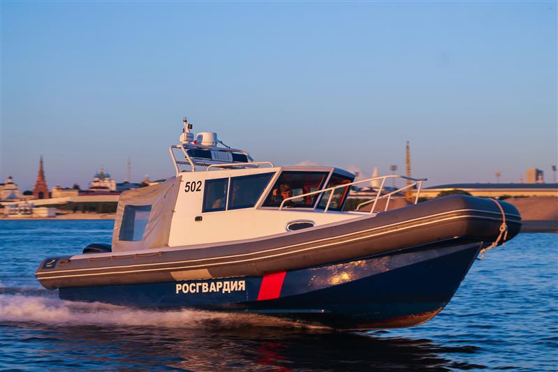 В Татарстане росгвардейцы спасли терпящего бедствие рыбака