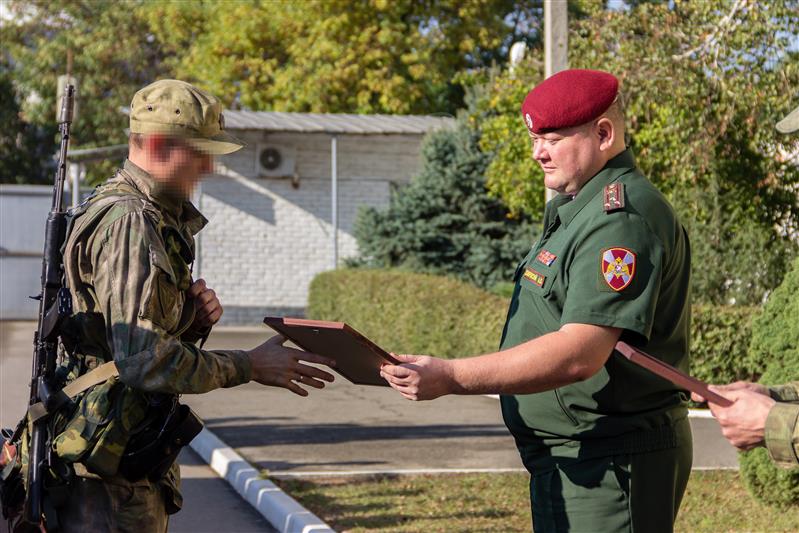 Сотрудники краснодарского ОМОН отметили свой профессиональный праздник (видео)