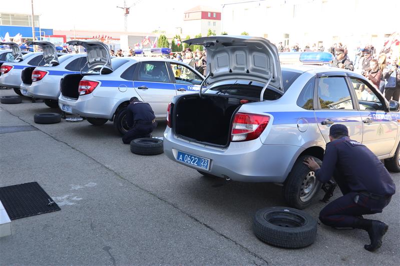 В Краснодаре прошел конкурс профессионального мастерства среди сотрудников вневедомственной охраны Росгвардии (фото, видео)