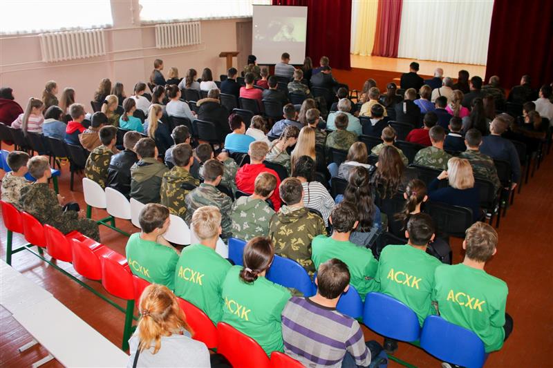 В Ставропольском крае состоялись школьные военно-спортивные игры памяти сотрудников СОБР