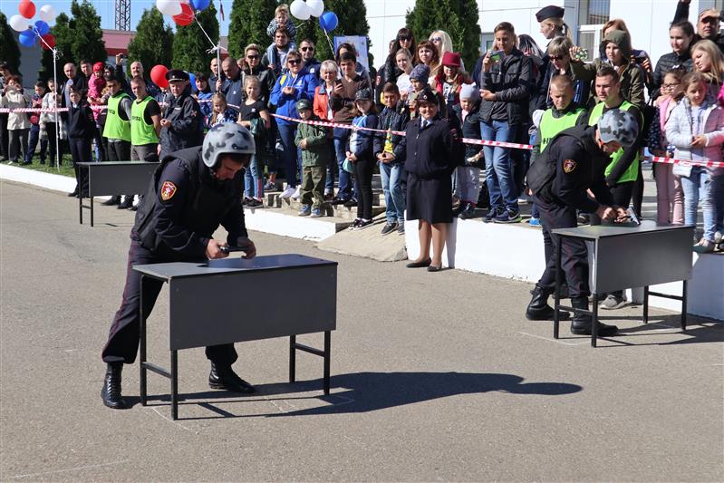 В Краснодаре прошел конкурс профессионального мастерства среди сотрудников вневедомственной охраны Росгвардии (фото, видео)