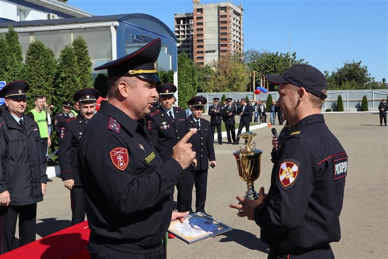 В Краснодаре прошел конкурс профессионального мастерства среди сотрудников вневедомственной охраны Росгвардии (фото, видео)