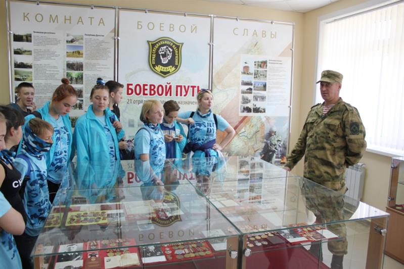 Сотрудники спецназа Восточного округа Росгвардии приняли участие в организации военизированной спартакиады для воспитанников детских домов (фото))