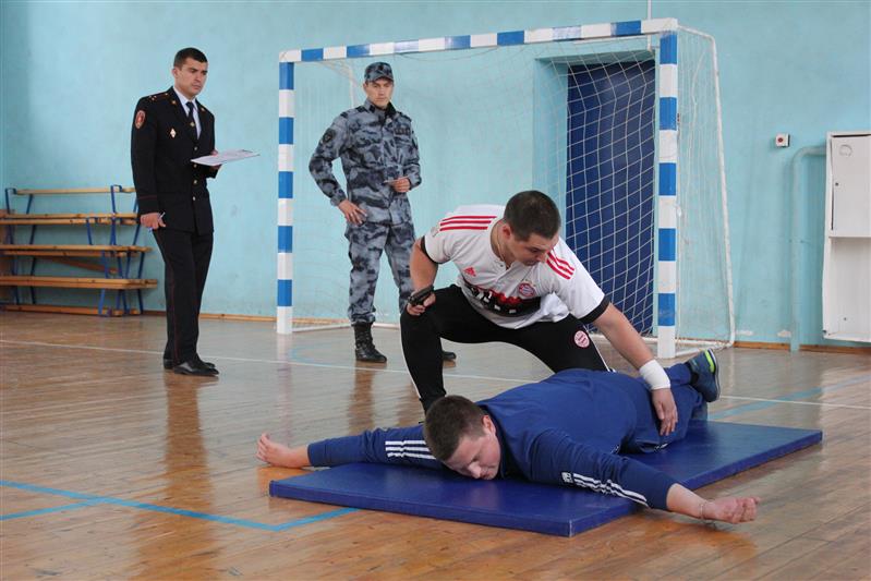 В Белгороде определился лучший экипаж группы задержания вневедомственной охраны Росгвардии