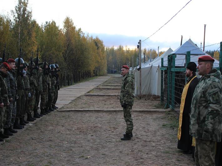 В Архангельской области росгвардейцы поборолись за право ношения крапового берета (фото, видео)
