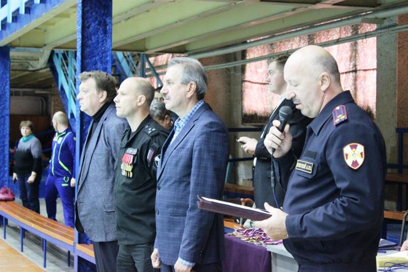 В Челябинске состоялся первый турнир по гандболу памяти бойца ОМОН, погибшего при исполнении служебного долга