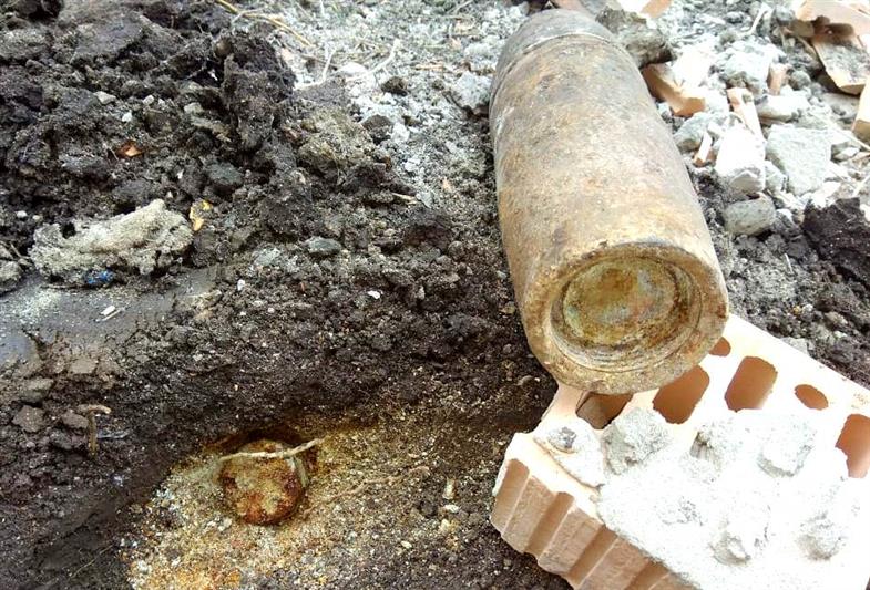 В Краснодаре и Адыгее взрывотехники ОМОН обследовали и уничтожили боеприпасы времен Великой Отечественной войны